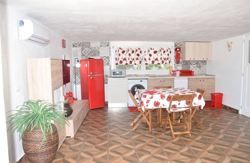 Ceglie Messapica Villa | Wonderful villa with hot tub, private pool, WIFI, A/C, TV, patio and pets allowed, close to Ost.
