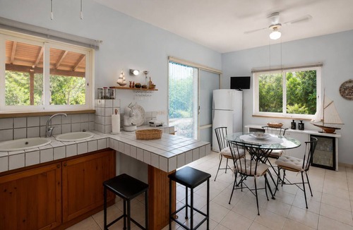 Marina di Modica Villa | Wonderful private villa for 7 guests with hot tub, WIFI, A/C, TV and patio