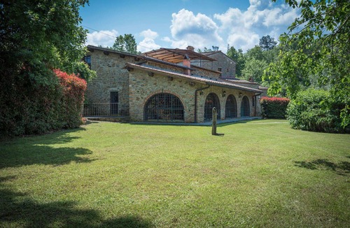 Bucine Villa | Wonderful private villa with private pool, WIFI, veranda, pets allowed and panoramic view