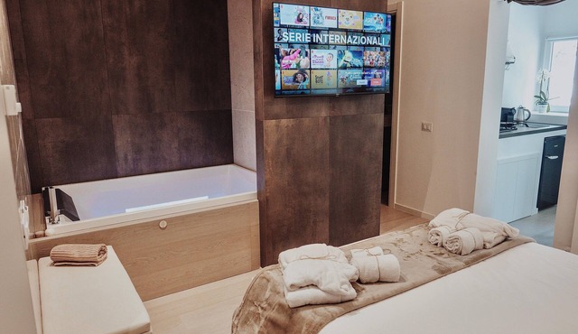 18zero2 Luxury Rooms
