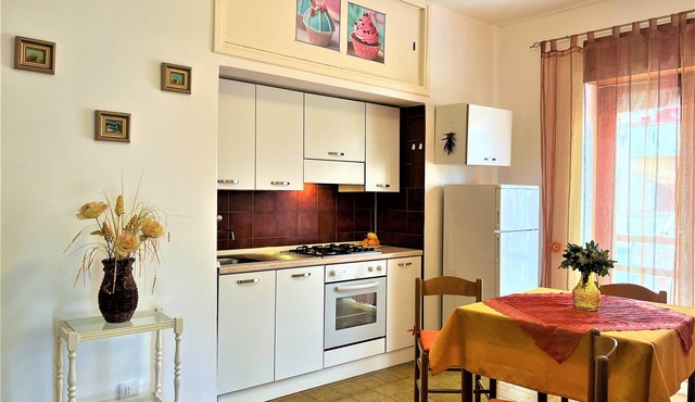 2 Bedroom Private vacation home in Scalea