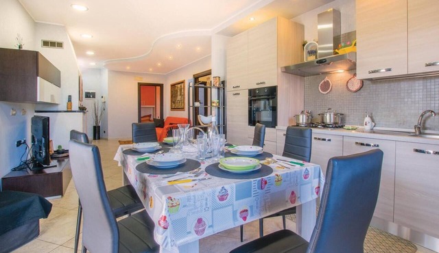 3 bedroom nice apartment in Bari