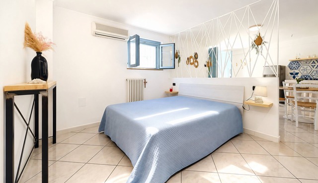 Apartment 'Casa Mida 1' with Private Veranda, Wi-Fi and Air Conditioning