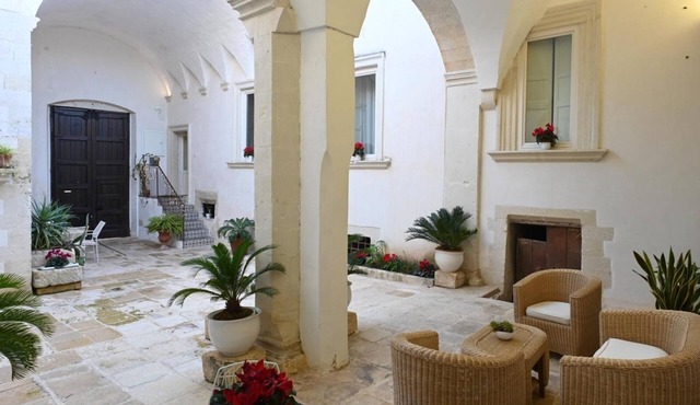 Apartment 'Dimora San Vito' with Shared Garden, Wi-Fi and Air Conditioning