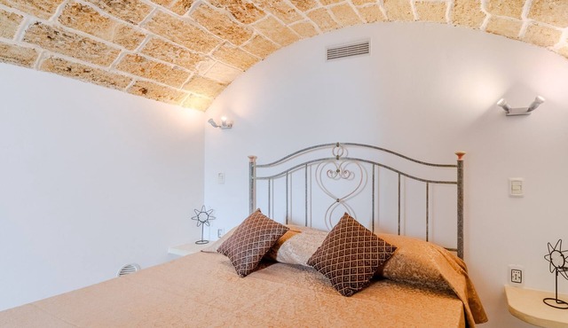 Apartment 'Elena Inn' with Private Terrace, Wi-Fi and Air Conditioning