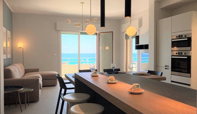 Apartment 'Gallipoli Waterfront' with Sea View, Balcony and Air Conditioning