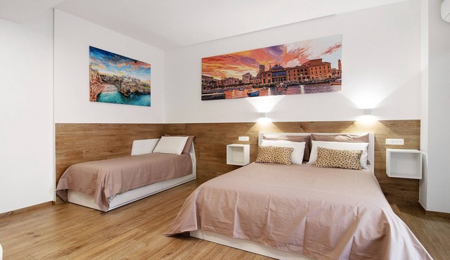 Apartment 'Gold - Il Centro Luxury Suites' with Balcony, Wi-Fi and Air Conditioning