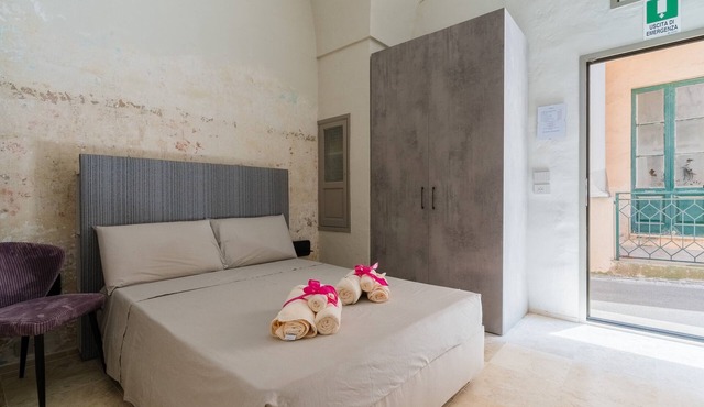 Apartment 'Luxury Rooms - Erika' with Wi-Fi and Air Conditioning