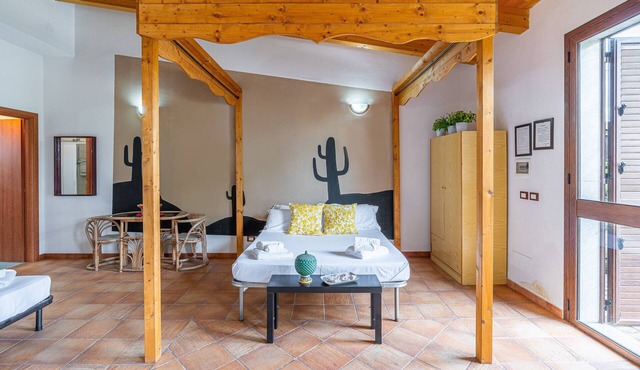 Apartment 'Pathos Retreat Limone' with Shared Pool, Wi-Fi and Air Conditioning