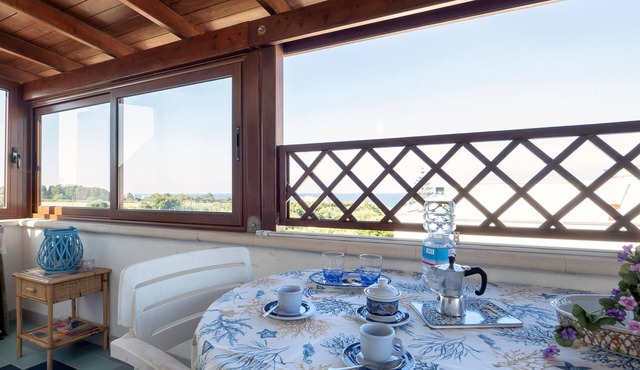 Apartment with balcony and sea view - Attico ad Otranto