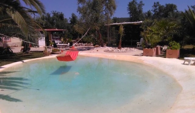 Apartment with pool and garden. Pergola Villa Oleandro in Vieste, also with dog