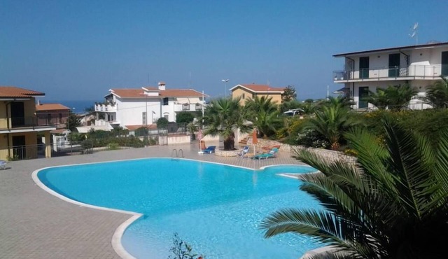 Appartment with communal swimming pool, perfect for couples