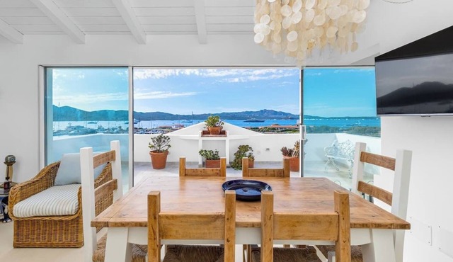 Artistic Sea-View Penthouse with Panoramic Terrace