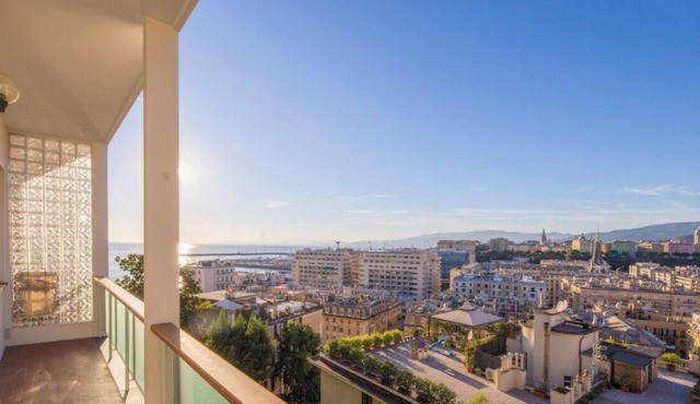 Beach 8M| 2BR| Parking by Tilo