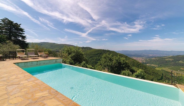Beautiful home in Loro Ciuffenna AR in Loro Ciuffenna AR
