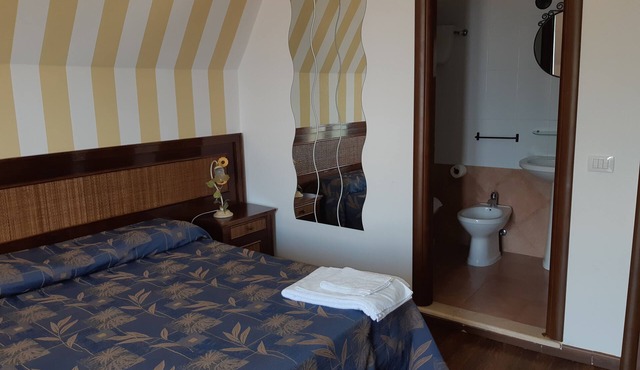 Bed and Breakfast Coral Blue