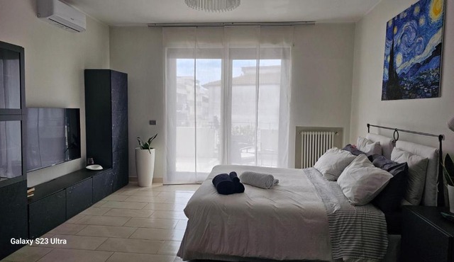 Blue Hole b&b Santeramo in colle e Jacuzzi Suite