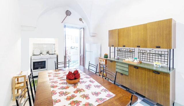 Casa Gambo - 4 Bedroom Holiday Home in Marittima