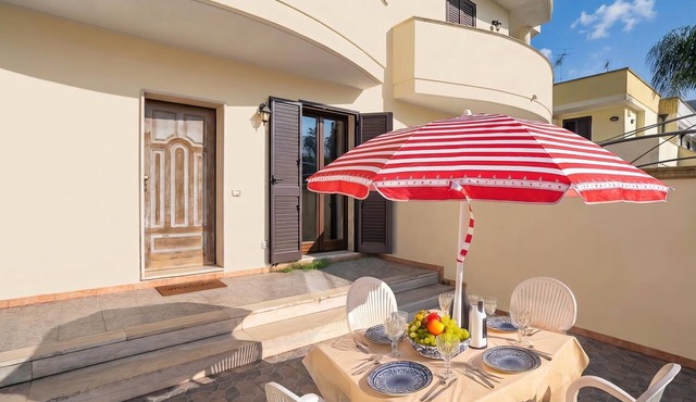 Casa Pascoli with Veranda Dining near Sandy Beach, Porto Cesareo, Italy