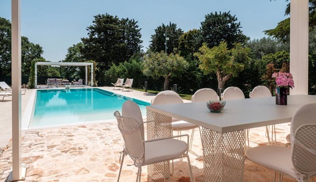 Charming villa in Puglia with garden, barbecue, wood oven and private pool