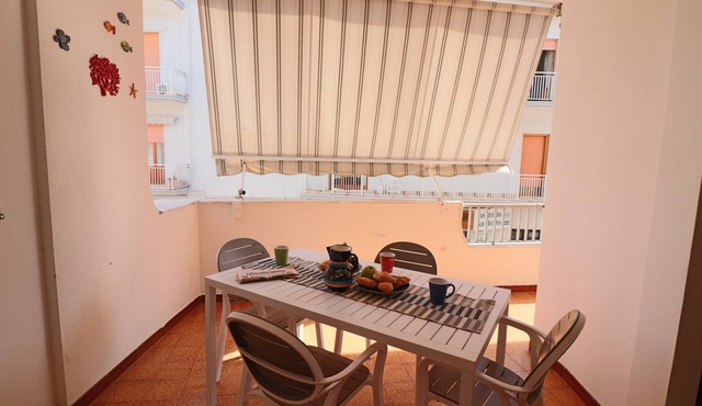 Comfortable Holiday Apartment Casa Vacanza Margherita in Otranto with A/C, Balcony, Pets Allowed