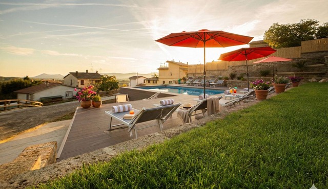 Corte Signoretti · Villa 7 rooms, pool, Rome in Canale Monterano