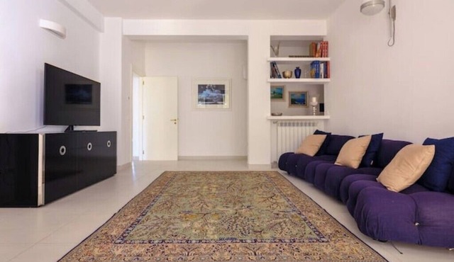 Cozy apartment in Lecce, parking