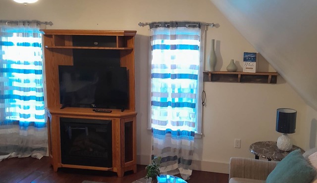 Cozy upper apartment across from the Bay of Fundy. in Saint Martins