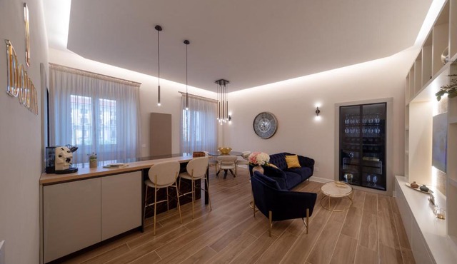 Domina-Boutique Apartment