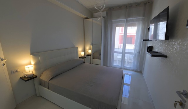 Double Room 1 with Wi-Fi and Air Conditioning