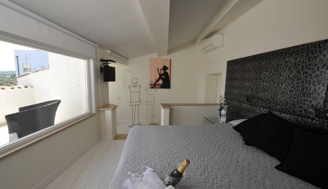 Edificio 15 House Elite
