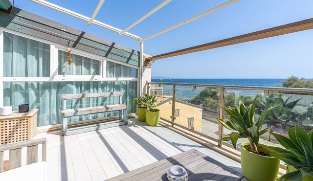 'Elvi Suite Sea View' Apartment with Sea View, Private Terrace and Air Conditioning
