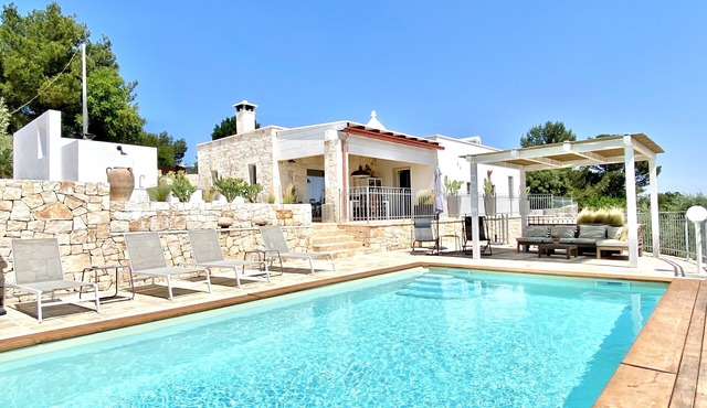Family & friends perfect boutique trullo/villa.Private pool & outdoor kitchen.