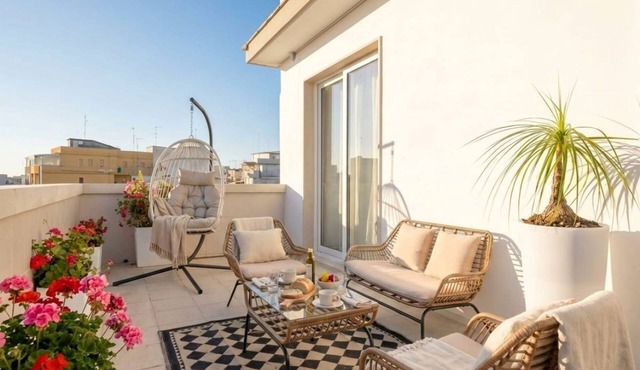 Gargasole DX Penthouse with Terrace & Stylish Interiors
