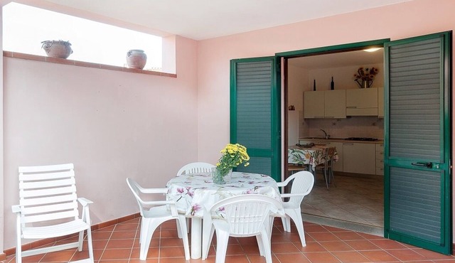 Golfo 4, very close to the centre and the beach in Marina di Campo