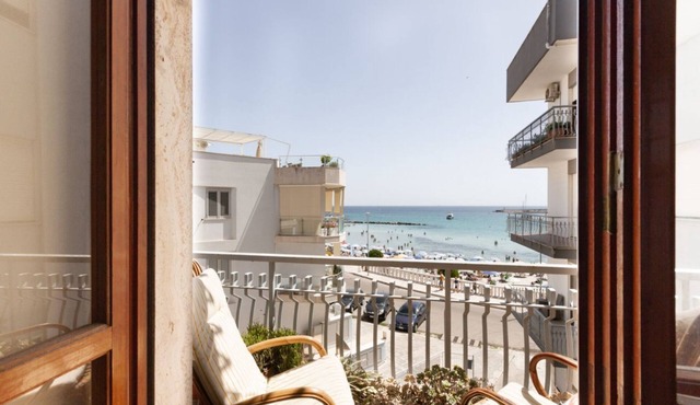 GuestHost - Bella Vista Apartment with balcony SEA VIEW
