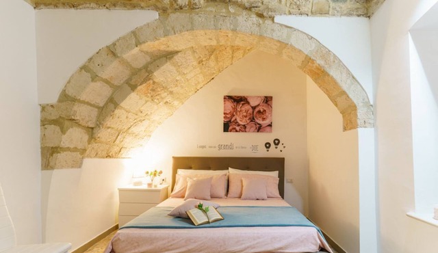 GuestHost - Porto di Mare Apt at 200m from Cala Sant'Andrea