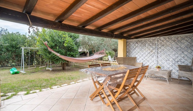 Holiday Home 'Casa Su Barone 2' with Shared Garden, Wi-Fi and Air Conditioning