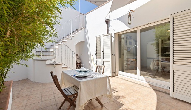 Holiday Home 'I Tre Nuraghi' with Mountain View, Wi-Fi and Air Conditioning