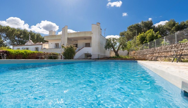 Holiday Home 'Villa Montevicoli' with Private Pool, Terrace and Wi-Fi