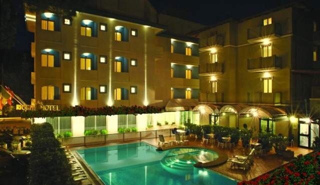 Hotel Ricchi 3 stelle superior in Rimini