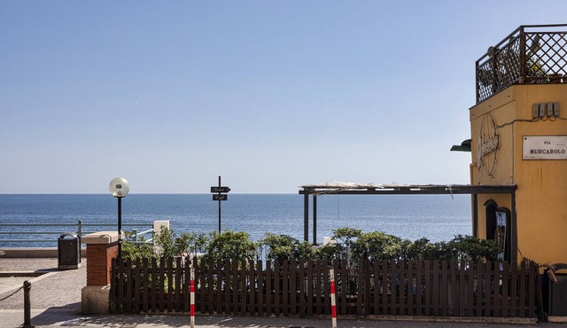 Il Balconcino sul mare di Genova by Wonderful Italy in Genoa