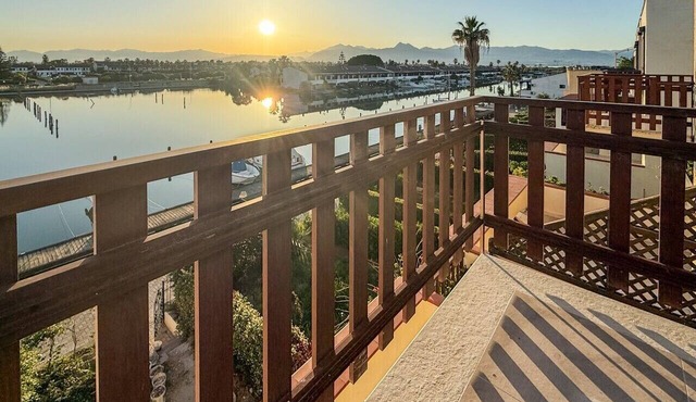 La Casa Lago Mare: Stunning Views of the Sibari Lakes