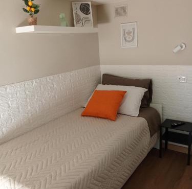 La Stanza di Ale - Comfort-NO ZTL- Strategic Location Tranquility