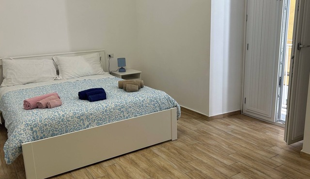 Le Suite di Giordy e Peppe 4-bedroom apartment in charming Napoli with WiFi, AC