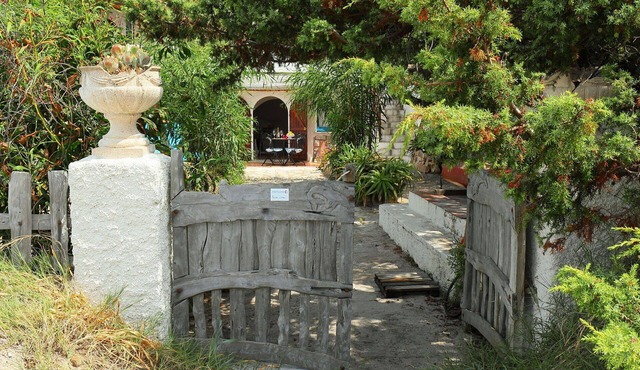 Lovely apartment for 3 guests with patio and pets allowed