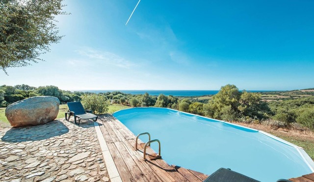 Lovely apartment in Badesi OT with swimming pool