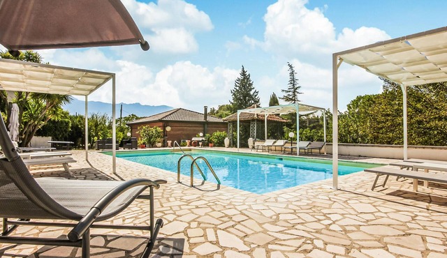 Lovely home in Ponte San Cono, Buccin