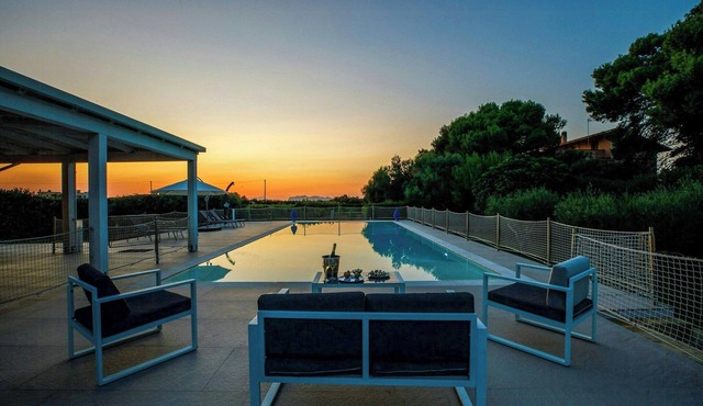 Mediterranean villa close to the sea with view in Marsala