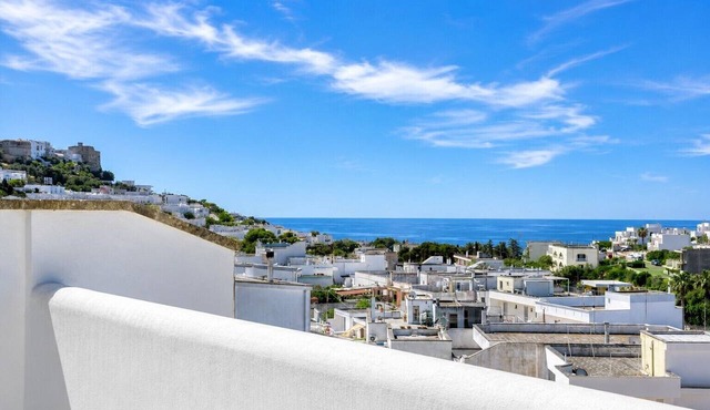 One-bedroom apartment with sea-view balcony in Castro di Lecce